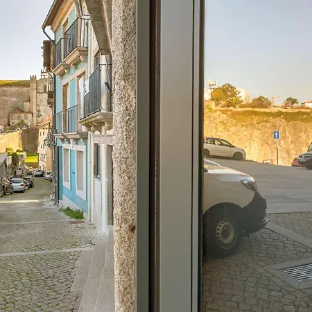 Near Sao Bento Station Apartment