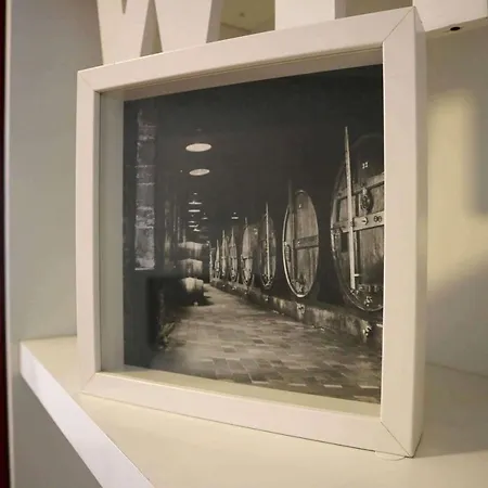 Near Sao Bento Station Апартаменты *